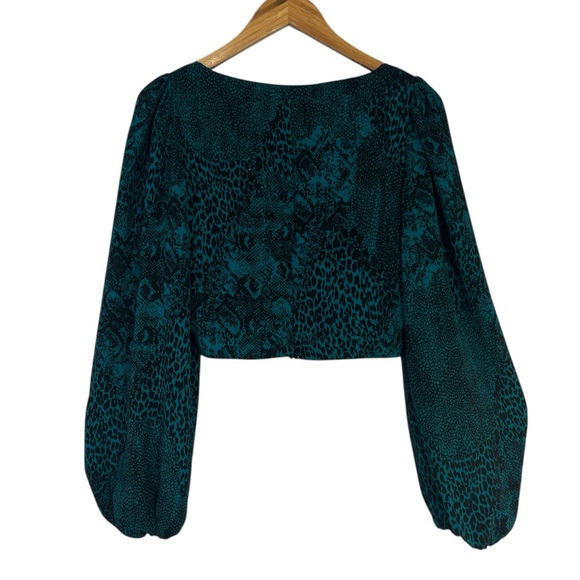 AFRM Teal and Black Snake Print Long Puff Sleeve Crop Top Size Medium - Picture 4 of 5